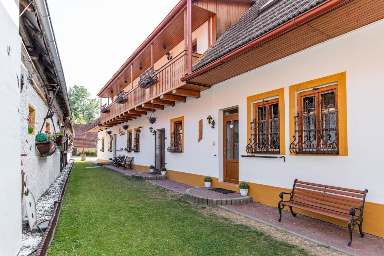 Penzion Aurel Liptovský Ján Exteriér fotografie